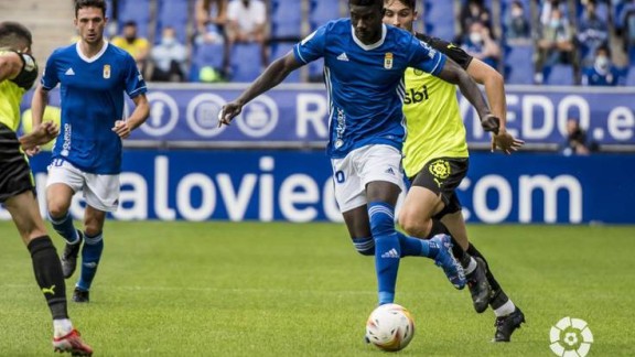 Obeng llega cedido a la SD Huesca para apuntalar la delantera