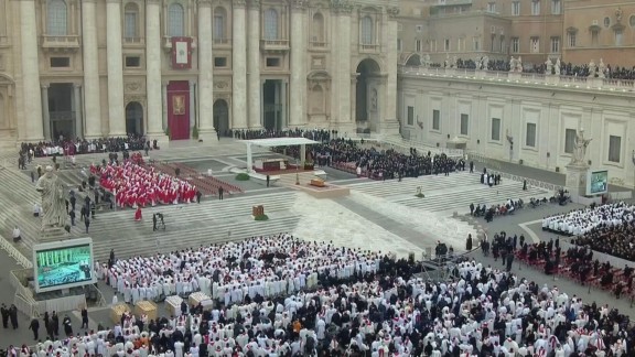 Más de 100.000 personas despedirán este jueves a Benedicto XVI