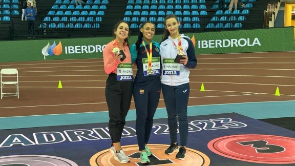 Gran papel de los atletas aragoneses en la última jornada del campeonato de España absoluto de pista cubierta