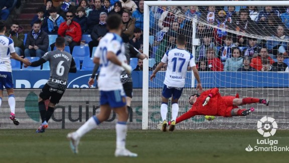 Un Real Zaragoza con nuevos problemas en la defensa