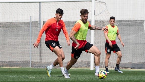 La SD Huesca quiere mantener viva la esperanza del play-off