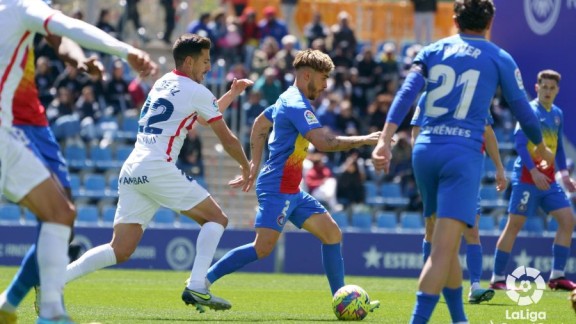 La SD Huesca alarga su pesadilla a domicilio (1-0)