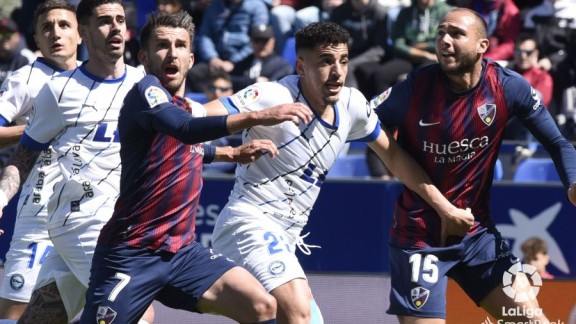 La SD Huesca quiere dejar atrás la última derrota en El Alcoraz