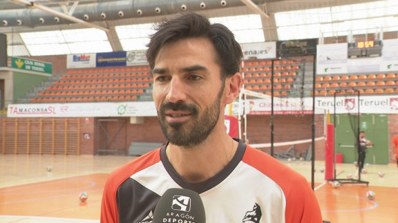 Maxi Torcello seguirá siendo entrenador del Pamesa Teruel Voleibol