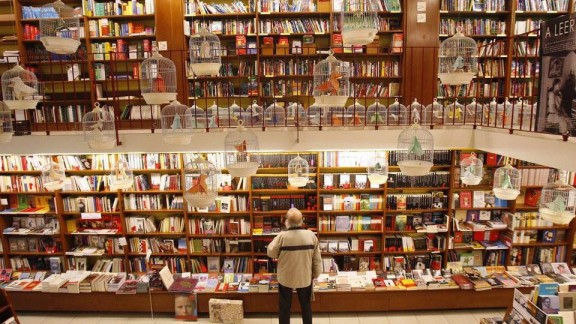 La Biblioteca María Moliner conmemora los 40 años de Librería Cálamo