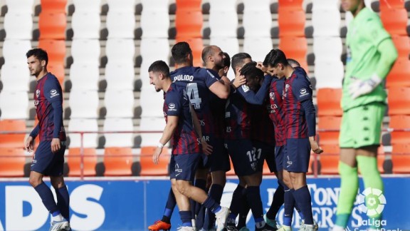 La SD Huesca cierra con una victoria en Lugo su peor campaña como visitante en Segunda