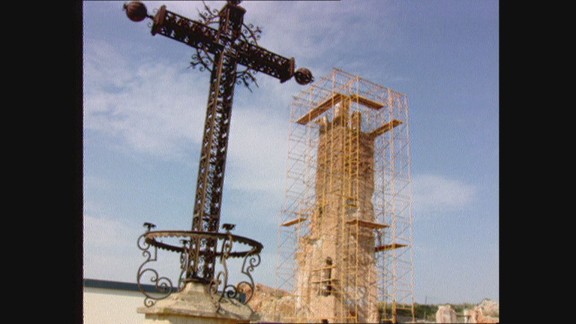 Restauración de la Torre del Reloj del pueblo viejo de Belchite