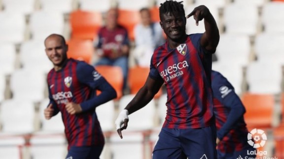 Samuel Obeng regresa a la SD Huesca