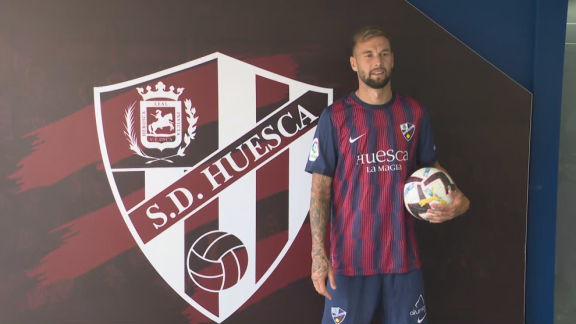La SD Huesca rescinde el contrato de José Ángel Carrillo