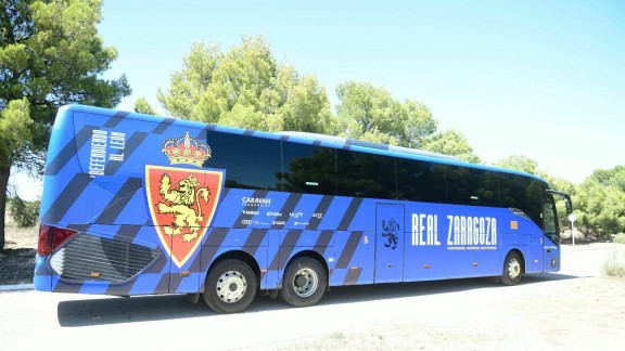 El Real Zaragoza estrena autobús esta temporada