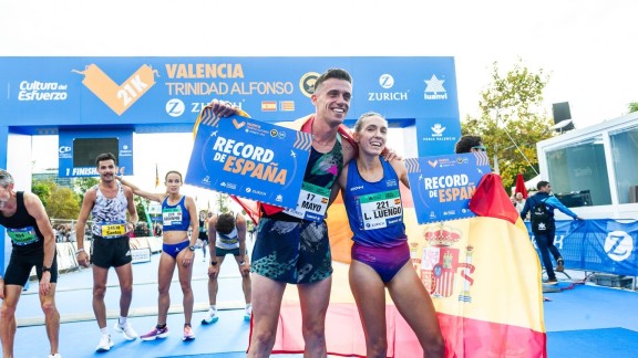 Carlos Mayo destroza el récord de España de Media Maratón