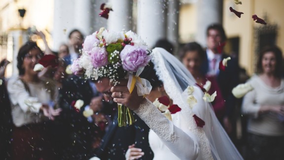 Una de cada cuatro parejas aragonesas firma separación de bienes antes de casarse