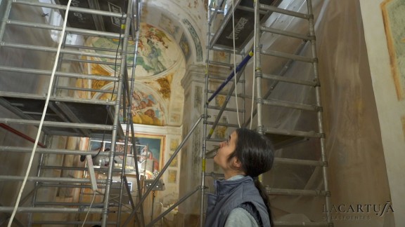 La restauración de los murales de la Cartuja de Monegros revela 