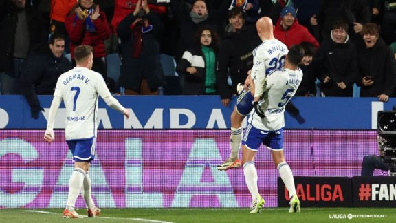 El Real Zaragoza cierra la primera vuelta más tranquila de los últimos cuatro años