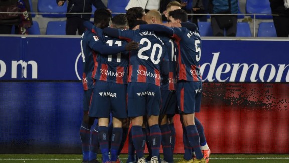 La SD Huesca vuelve a ganar en El Alcoraz 245 días después (1-0)