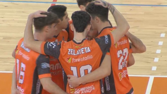 El Pamesa Teruel Voleibol se establece en la cuarta plaza tras derrotar al Arenal Emevé (3-1)