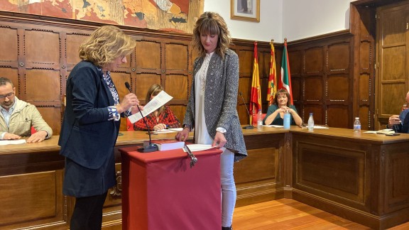 La moción de censura en Biescas sale adelante y Lorena Cajal (PSOE) se convierte en nueva alcaldesa