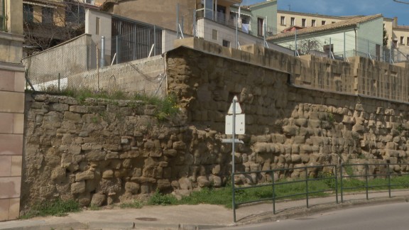 Huesca planea una nueva escalera en la muralla, que supone restar espacio al colegio San Vicente