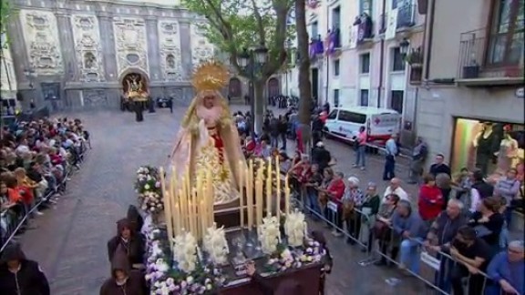 Las procesiones del Santo Entierro en Huesca y Zaragoza, y otras tradiciones del Viernes Santo