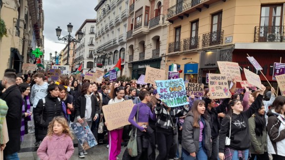 'Contra el patriarcado, de las aulas a las calles': las estudiantes elevan la voz en favor de la igualdad