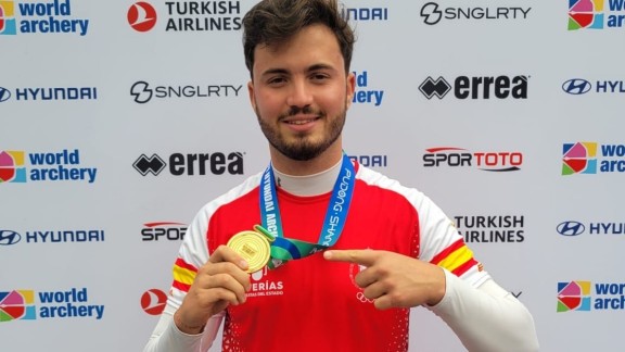 Andrés Temiño conquista dos medallas en la Copa de Mundo de Shangái