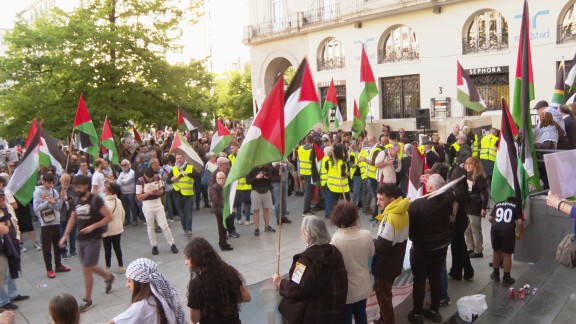 Más de 400 personas se concentran en Zaragoza en apoyo al pueblo palestino