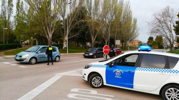 Abren un expediente a la jefa de la Policía Local de Huesca por el uso indebido de un coche oficial