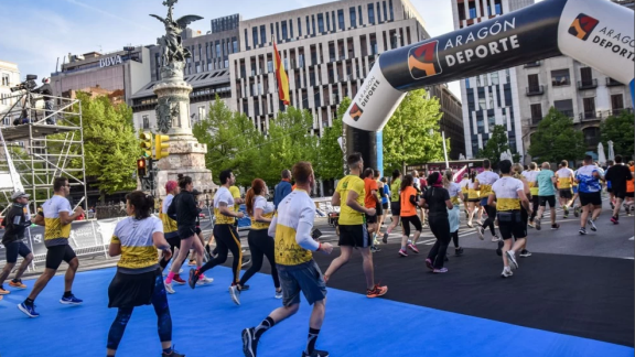Aragón TV y Aragón Deporte emiten este domingo en directo el Maratón de Zaragoza