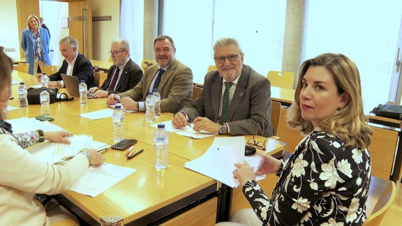 La comisión técnica para la implantación del grado de Medicina en Teruel inicia sus trabajos