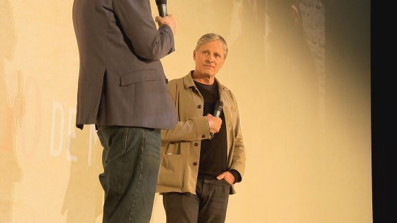 Viggo Mortensen presenta en los cines Palafox ‘Hasta el fin del mundo', su nueva película