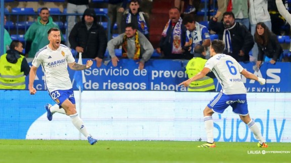 Sergi Enrich salva al Real Zaragoza en el descuento (2-2)