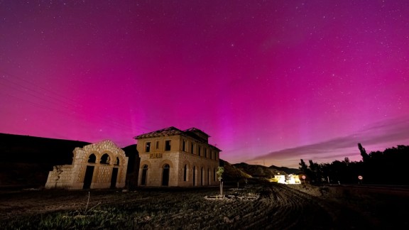 Auroras boreales en Teruel y en Sabiñánigo, el fenómeno polar que se ha visto en media Europa