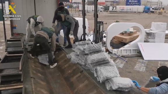 Desarticulan una organización de tráfico de marihuana y 'cazan' a un camión con 100 kg de droga en Zaragoza