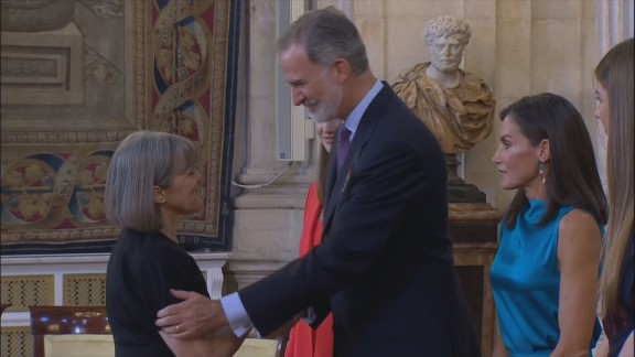 La aragonesa María José Arbués recibe la condecoración al Mérito Civil en los actos del X aniversario de Felipe VI