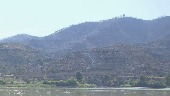 El incendio de Mequinenza, estabilizado, tras arrasar 80 hectáreas