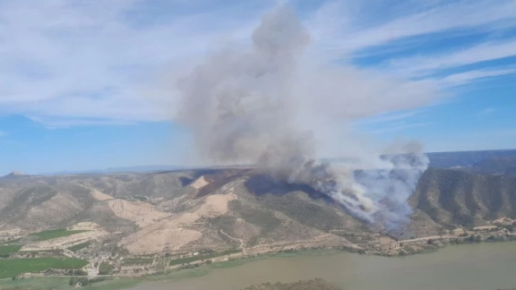 El incendio de Mequinenza ya está controlado tras arrasar 80 hectáreas