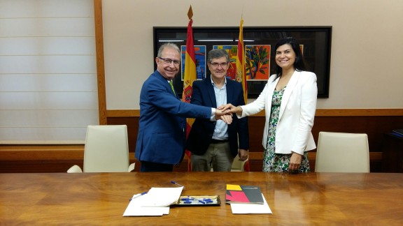 CARTV y el Gobierno de Aragón firman el segundo contrato-programa para los próximos tres años