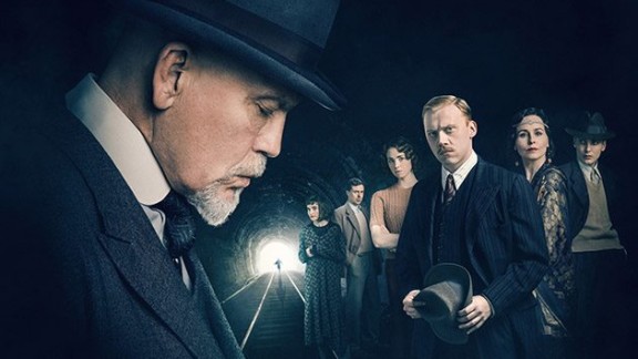 Aragón TV emite ‘Agatha Christie: El misterio de la guía de ferrocarriles’, con John Malkovich como Poirot