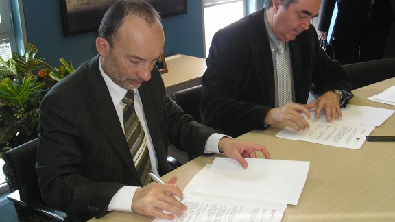 La Corporación Aragonesa de Radio y Televisión y el Consejo Aragonés de Cámaras firman un convenio de colaboración