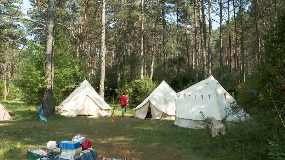 ‘Unidad móvil’ analiza las normas sobre acampadas en Aragón