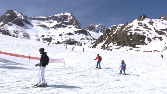 El programa ‘Objetivo’ acompaña al cierre de la temporada de esquí en Aragón