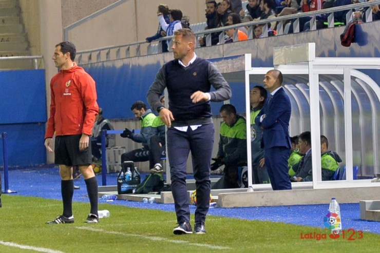 Curro Torres en su etapa como entrenador del Lorca. Fuente: La Liga.