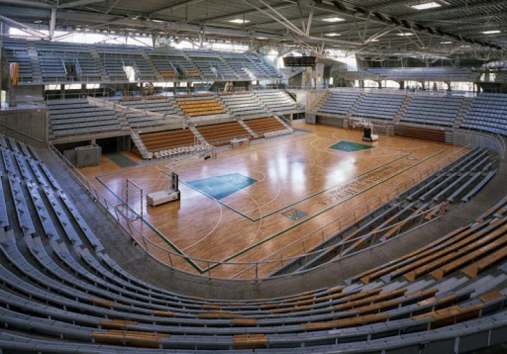 Imagen del Palacio de los Deportes de Huesca vacío