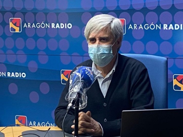El investigador y catedrático Juan José Badiola, en Aragón Radio.