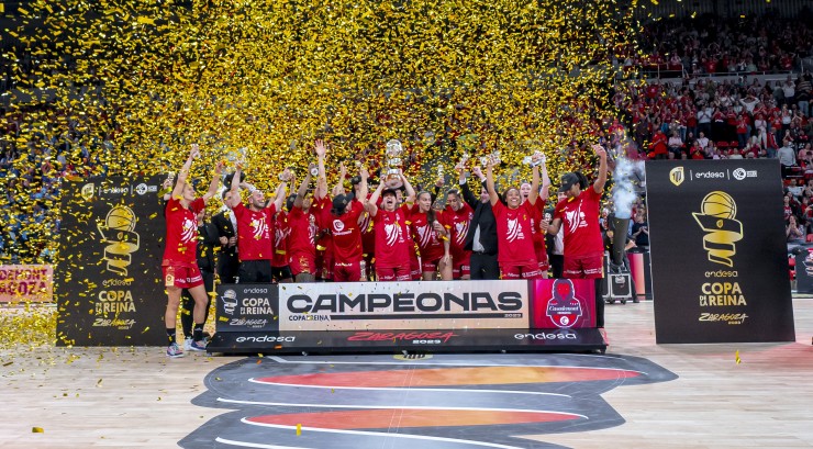 El Casademont Zaragoza se ha ganado un billete para la Euroliga al ganar la Copa. Foto: Casademont Zaragoza
