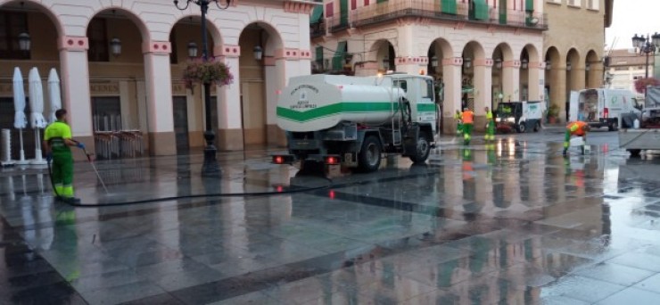 Foto de archivo de los servicios de limpieza viaria de Huesca. | Ayuntamiento de Huesca