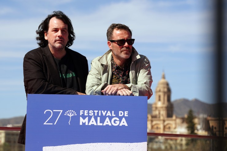 Los directores de la película 'Segundo premio'  durante la presentación de la cinta en el 27 Festival de Málaga. / Europa Press
