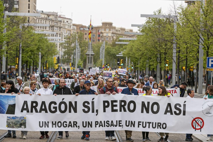 La Plataforma 13 de Marzo se ha manifestado este domingo en Zaragoza. | Javier Belver