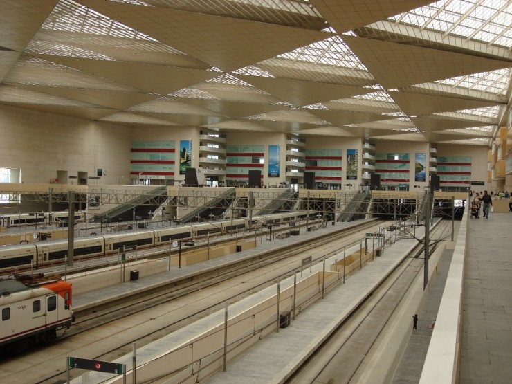 Interior de la Estación Delicias de Zaragoza. / Europa Press.