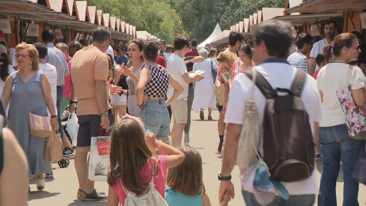 Las casetas del la Feria del Libro de Zaragoza volverán a llenar el Parque Grande José Antonio Labordeta.